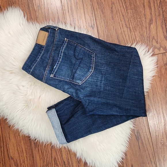 American Eagle Outfitters Tomgirl Dark Wash Jean's - Picture 2 of 8